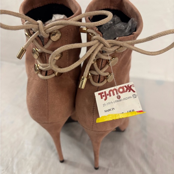 Primadonna Collection Tie Back Stiletto Heel Booties SZ 40, US 9/9.5 New Booties - Picture 2 of 9